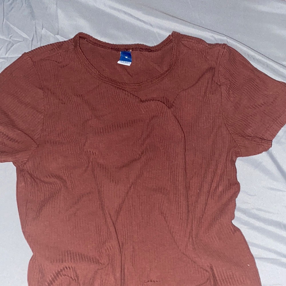 brown top